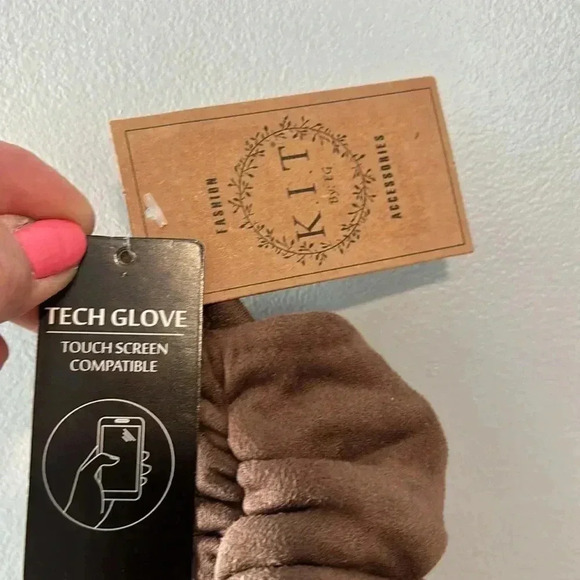 Gant Tech gloves,touchscreen compatible,light brown,ruched,soft suede like OSFM - Picture 5 of 7